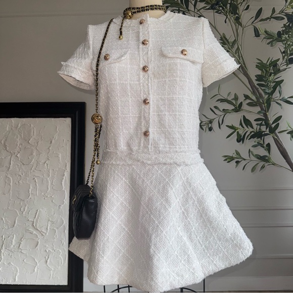 Dresses & Skirts - Elegant White Tweed Mini Dress
